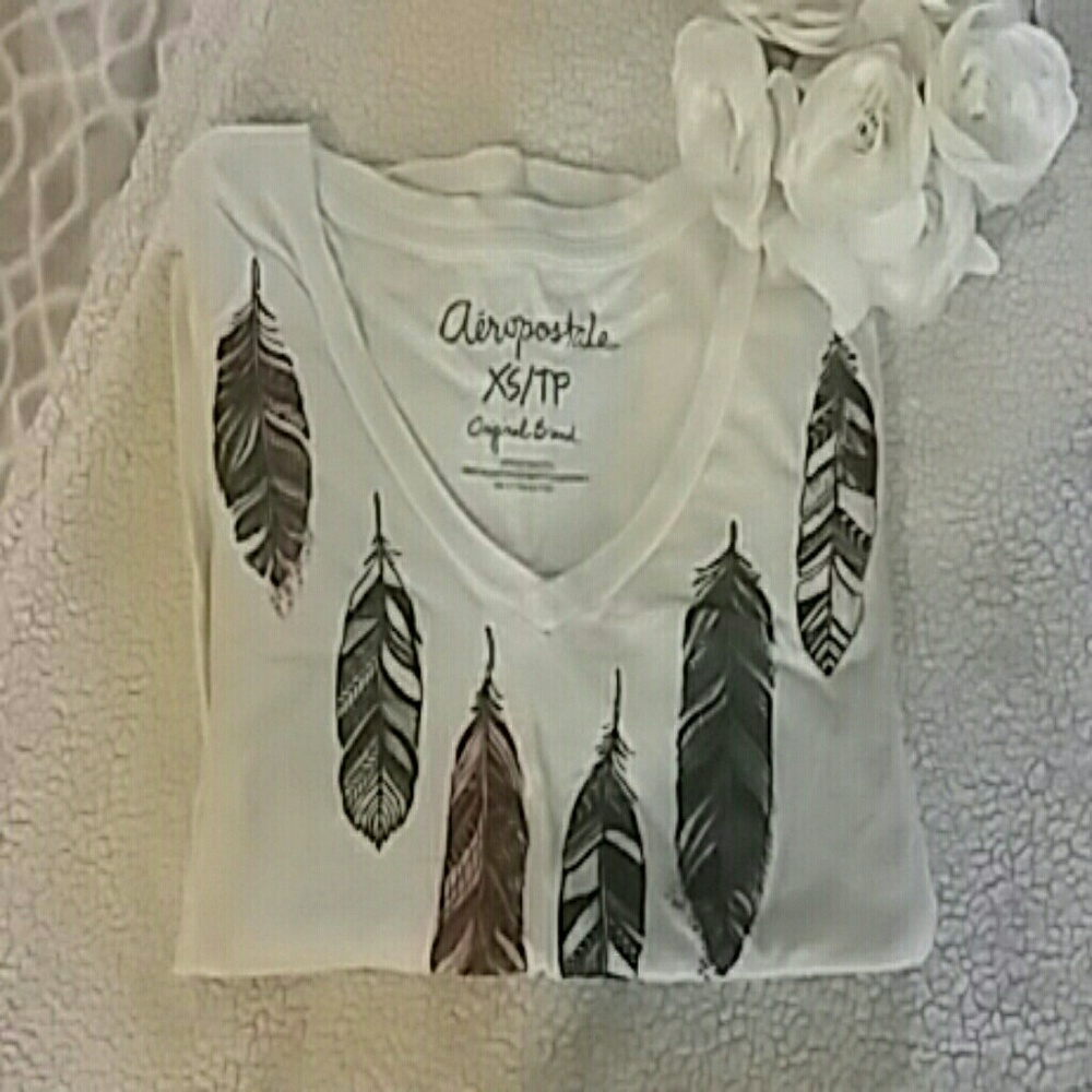 Cute feather top